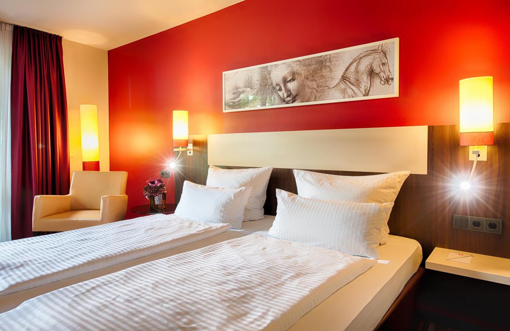 Leonardo West Hotel München