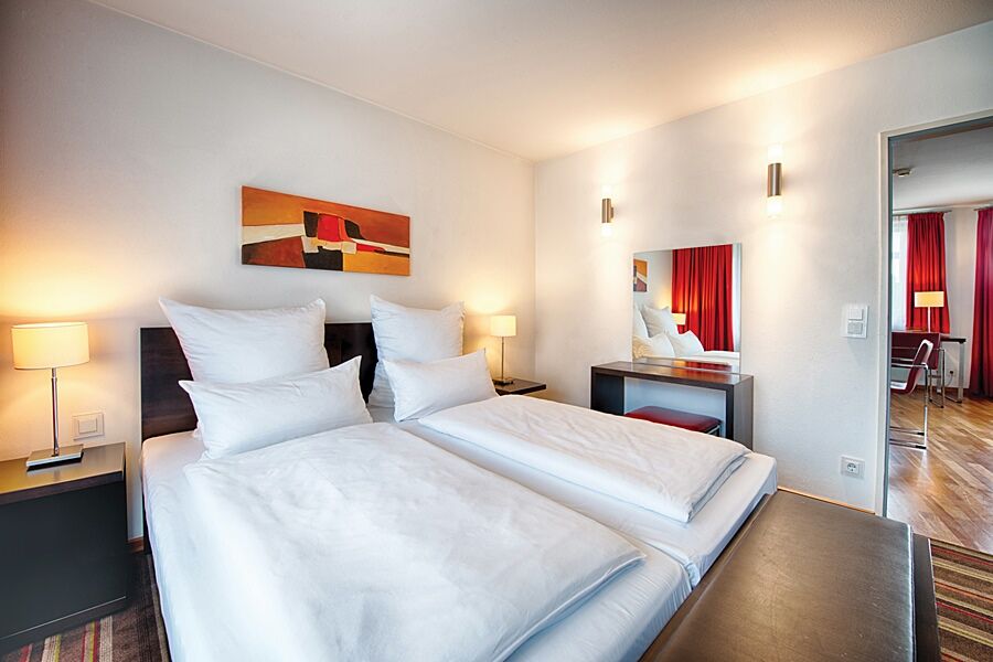 Hotel Leonardo West
